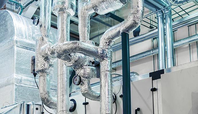 Duct cleaning service for commercial space